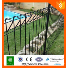 Fornecedor de fábrica profissional jardim galvanizado cerca decorativa feita na China